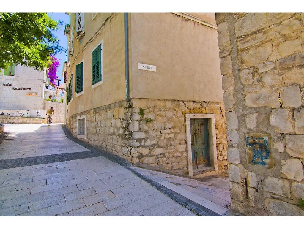Apartment Studio Amabile Split