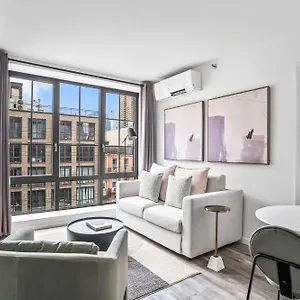 Modern 2-br With Southern Views Apartment New York