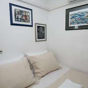 Sweet Old Town Apartment